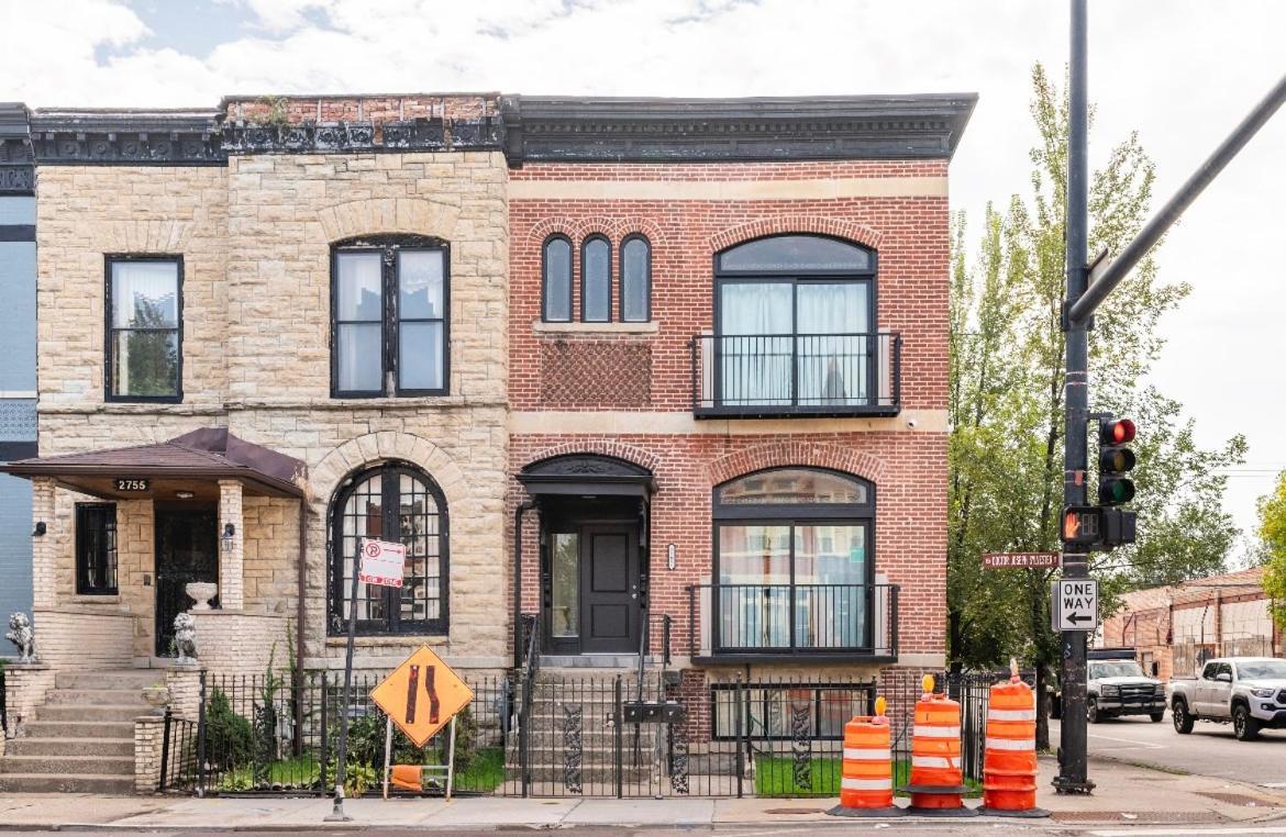 Cozy 2 Brm Apartment Mins Away From United Center Chicago Buitenkant foto